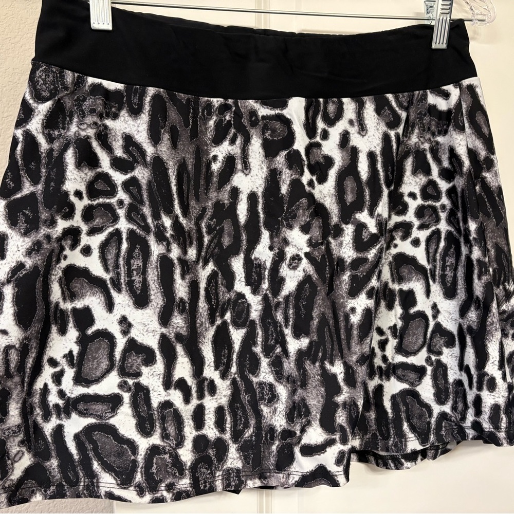Smash Dandy Black and White Golf/Pickleball Skirt L